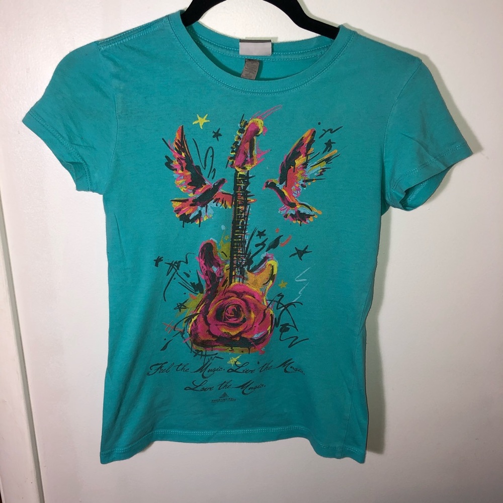 2/20$ ROCK AND ROLL HALL OF FAME SHIRT